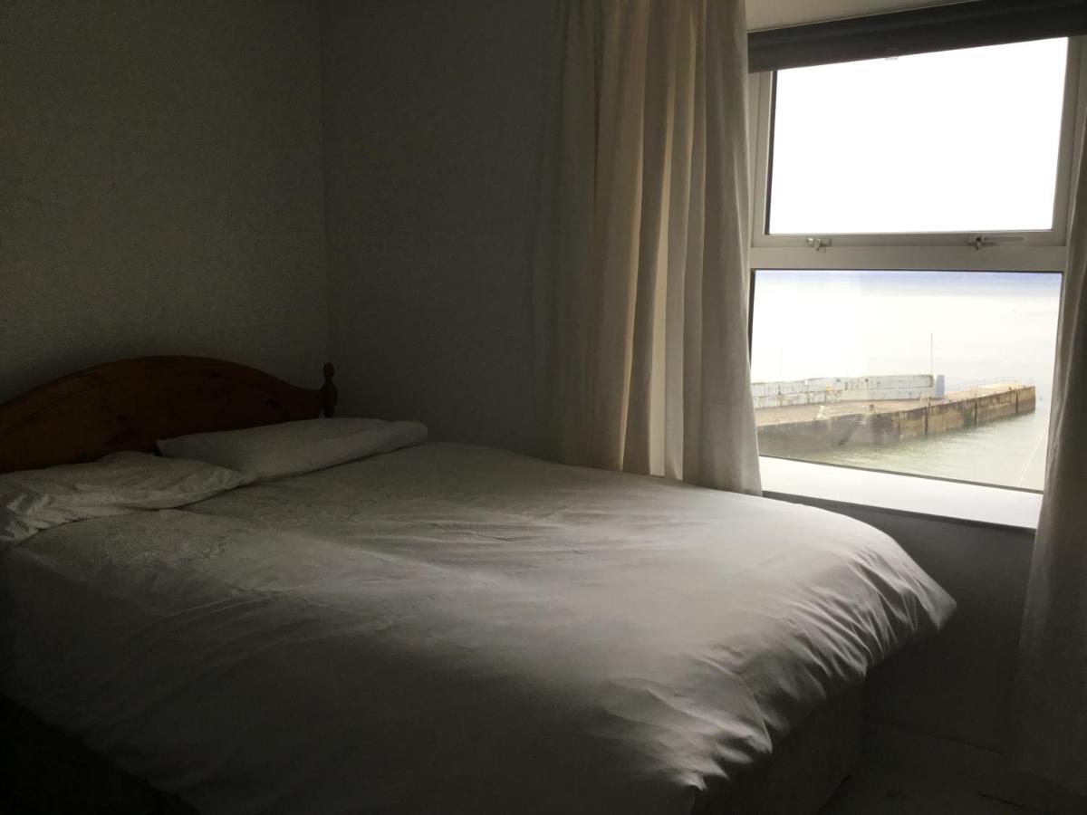 The Boathouse Lodge Hostel Bundoran Esterno foto