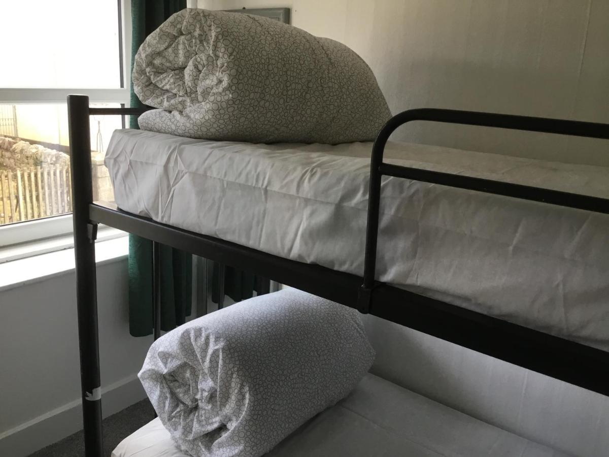 The Boathouse Lodge Hostel Bundoran Esterno foto