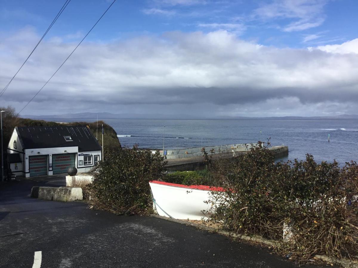 The Boathouse Lodge Hostel Bundoran Esterno foto