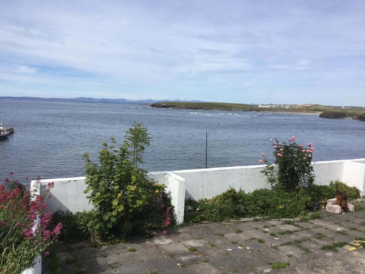 The Boathouse Lodge Hostel Bundoran Esterno foto
