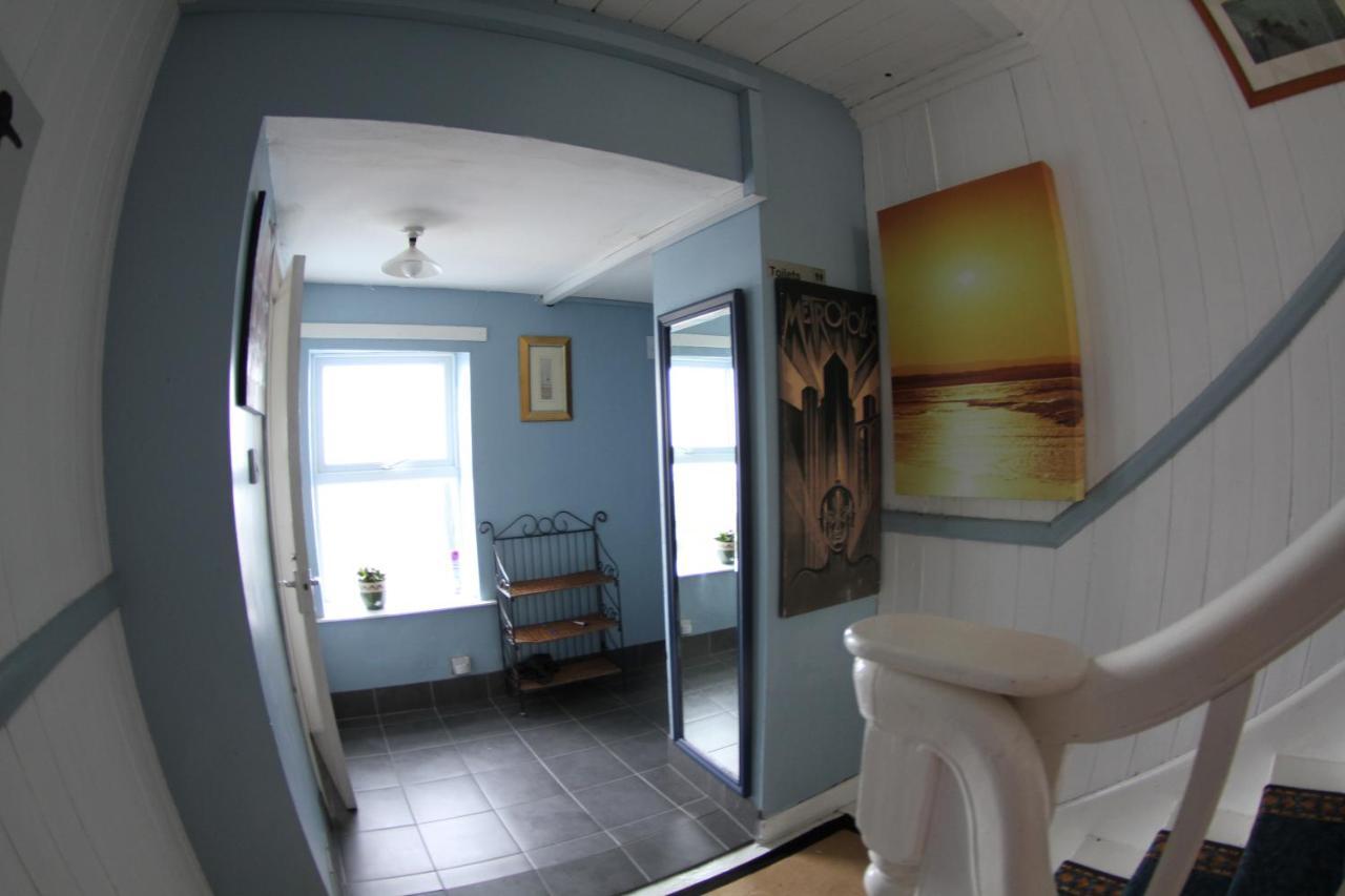 The Boathouse Lodge Hostel Bundoran Esterno foto