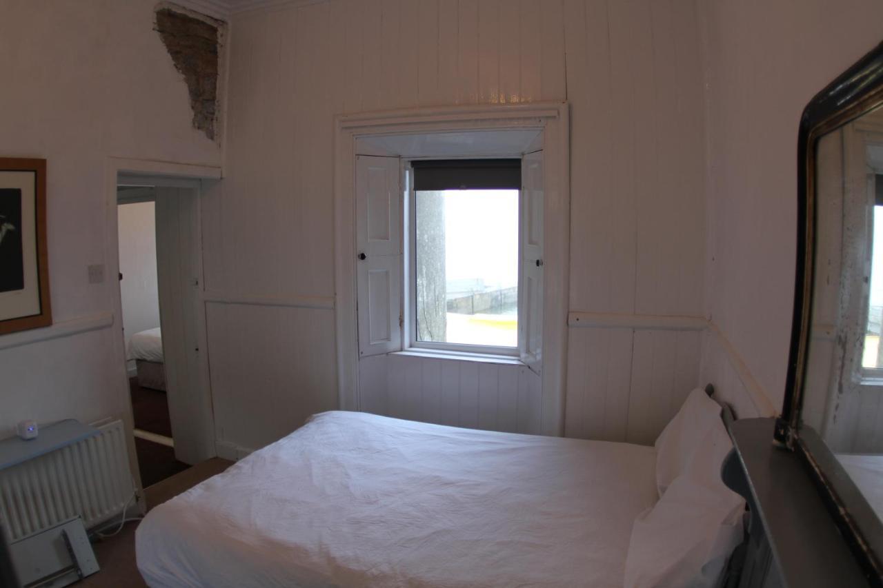 The Boathouse Lodge Hostel Bundoran Esterno foto